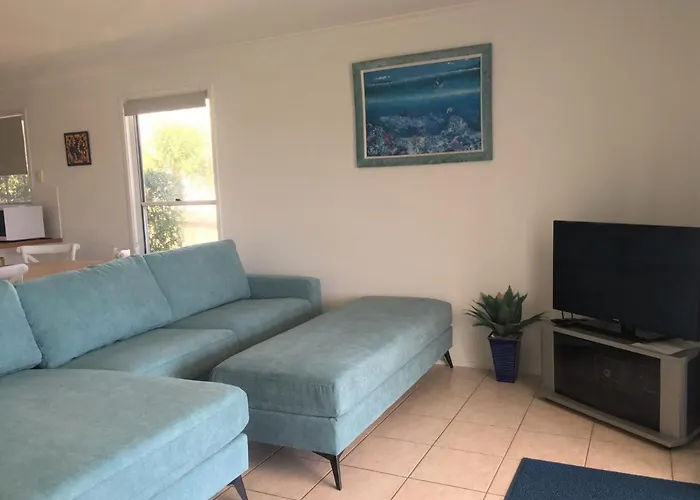 4 42 Manooka Drive Rainbow Beach