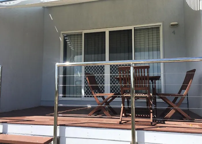 4 42 Manooka Drive Rainbow Beach